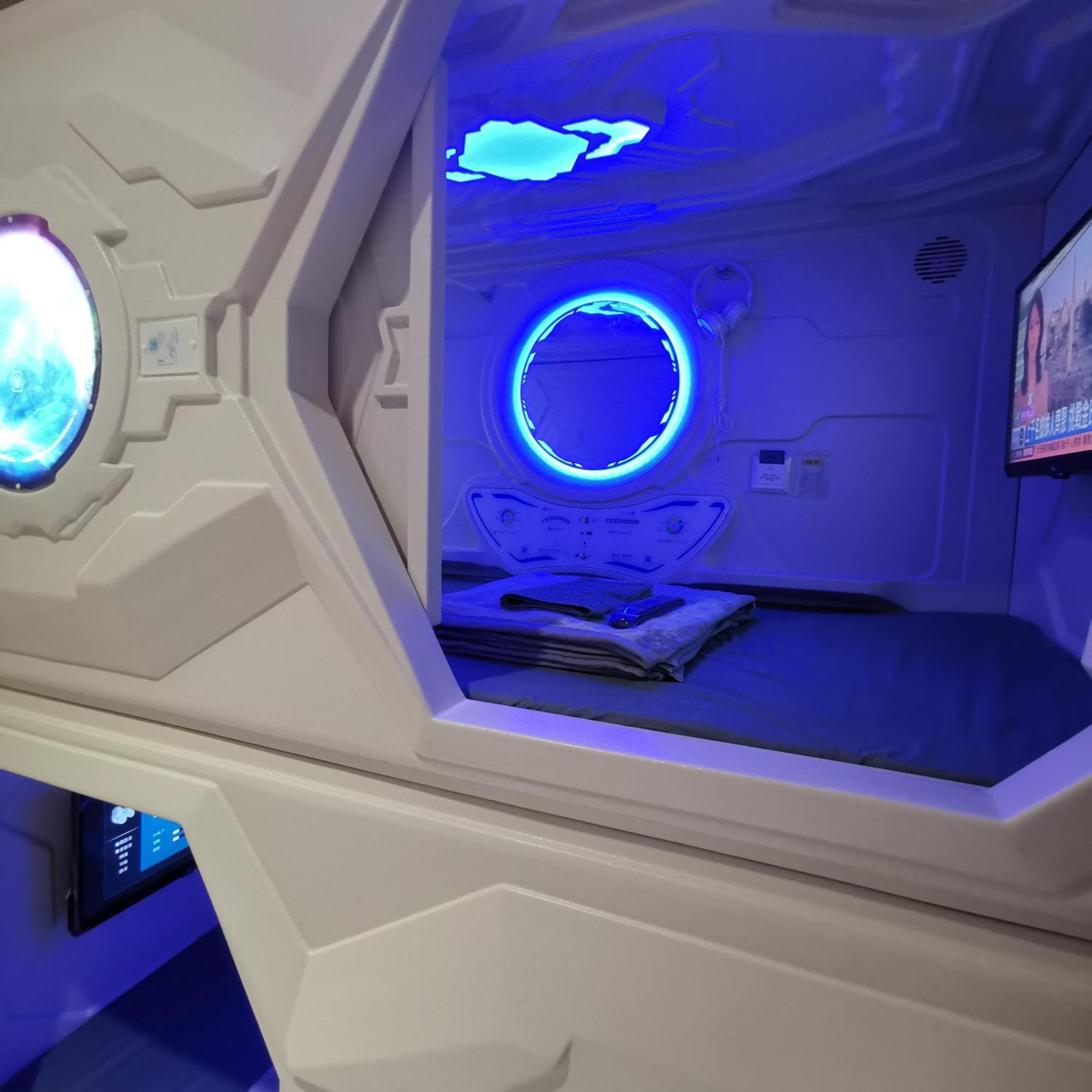 橙舍太空艙 Tw Capsule Hostel Taipei Exterior foto